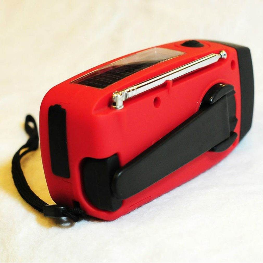 Solar Hand Crank USB charging radio flashlight - www.Shopthatapp.com