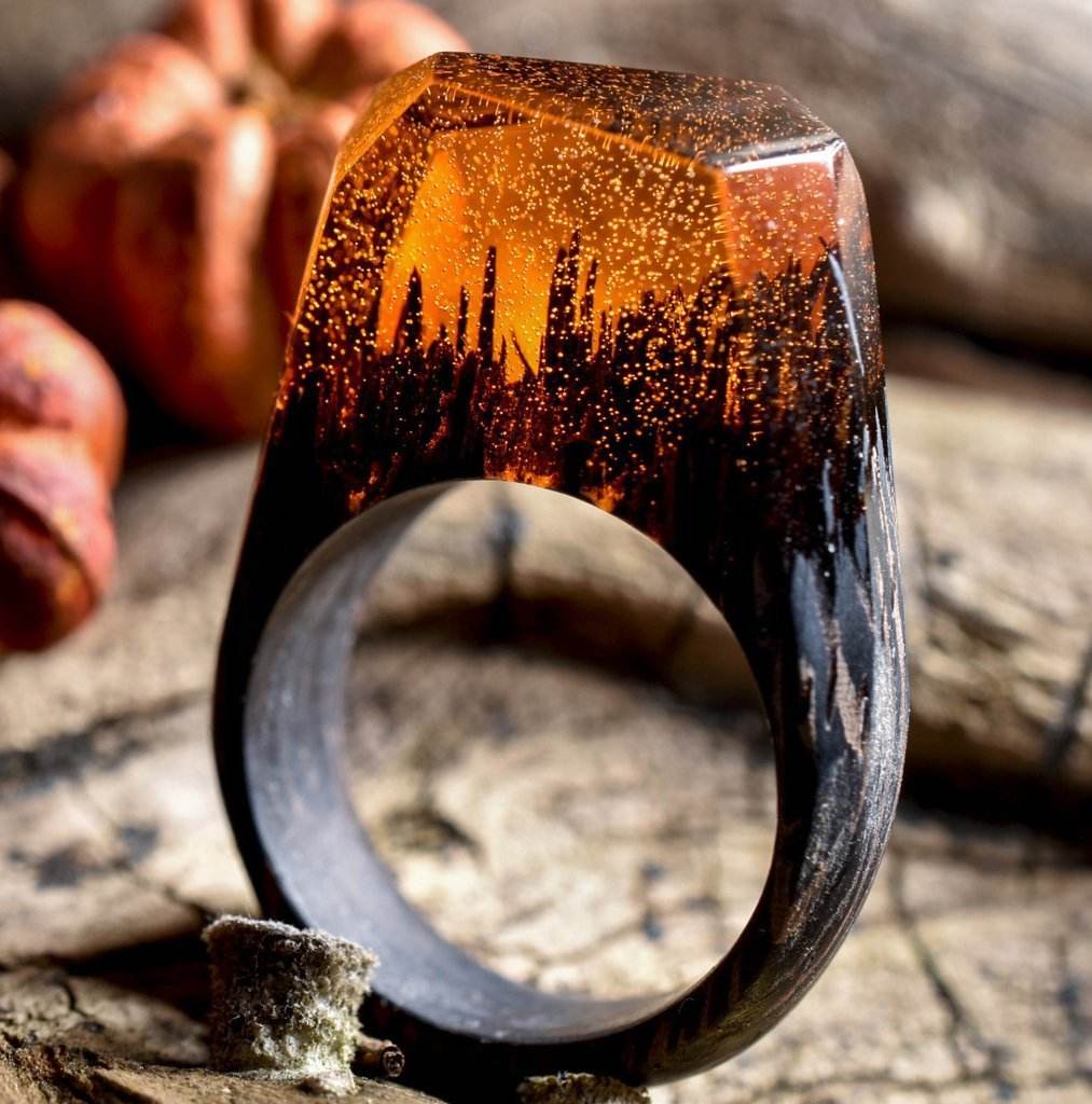 Resin wood ring - www.Shopthatapp.com