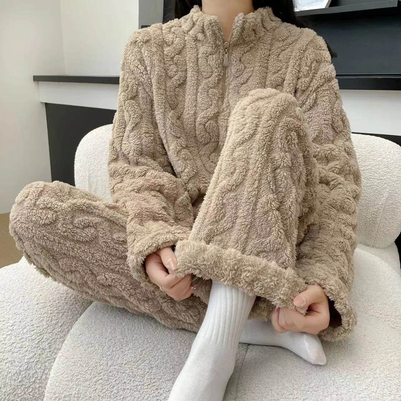 Autumn And Winter New Twist Zipper Couple Fleece-lined Thick Coral Fleece Pajamas Homewear Loungewear Sleepwear For Sleeping - www.Shopthatapp.com