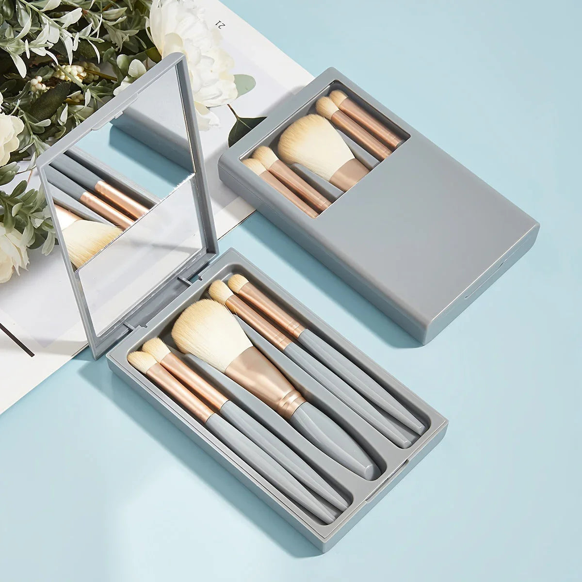 5 PCs Makeup Brushes With Mirror Travel Set - www.Shopthatapp.com