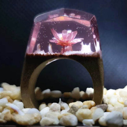 Resin wood ring - www.Shopthatapp.com