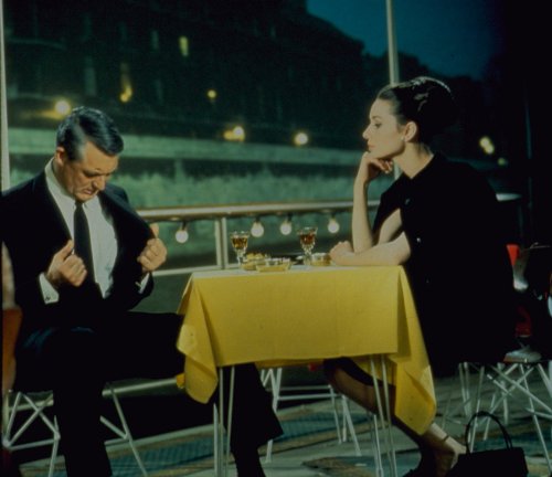 Charade [Blu-ray] (Bilingual) - www.Shopthatapp.com