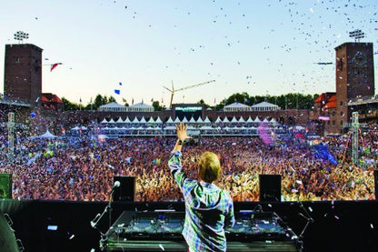 Avicii / True - CD - www.Shopthatapp.com