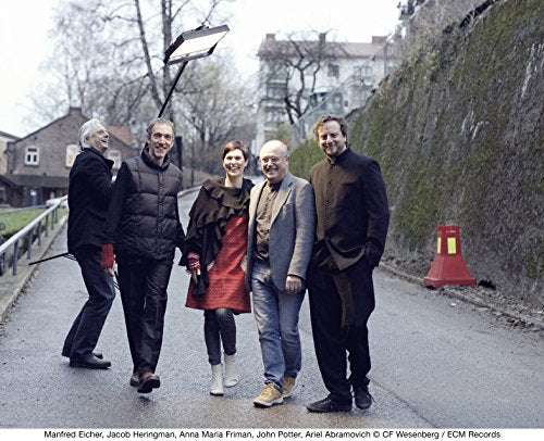 Amores Pasados - www.Shopthatapp.com