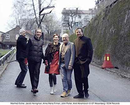 Amores Pasados - www.Shopthatapp.com