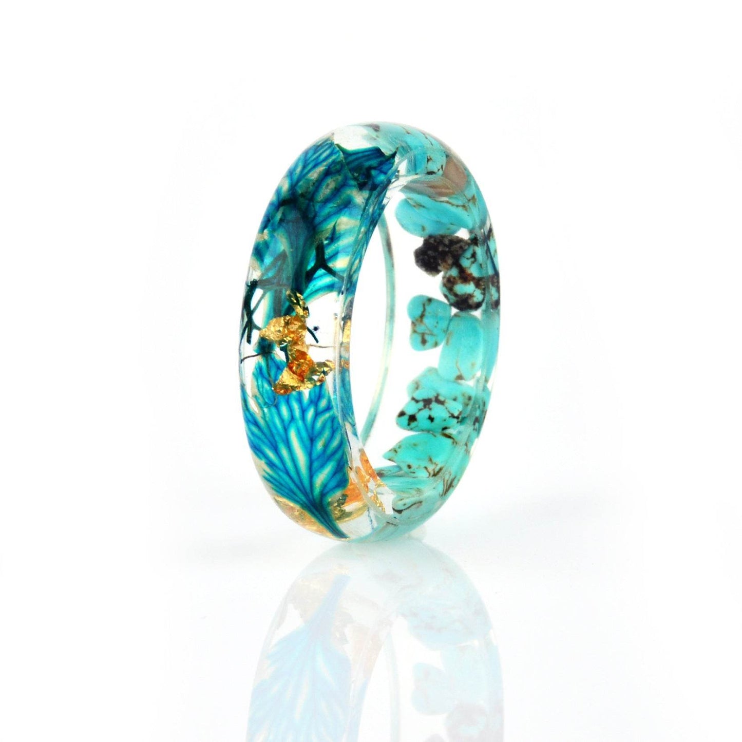 Dried flower resin ring - www.Shopthatapp.com