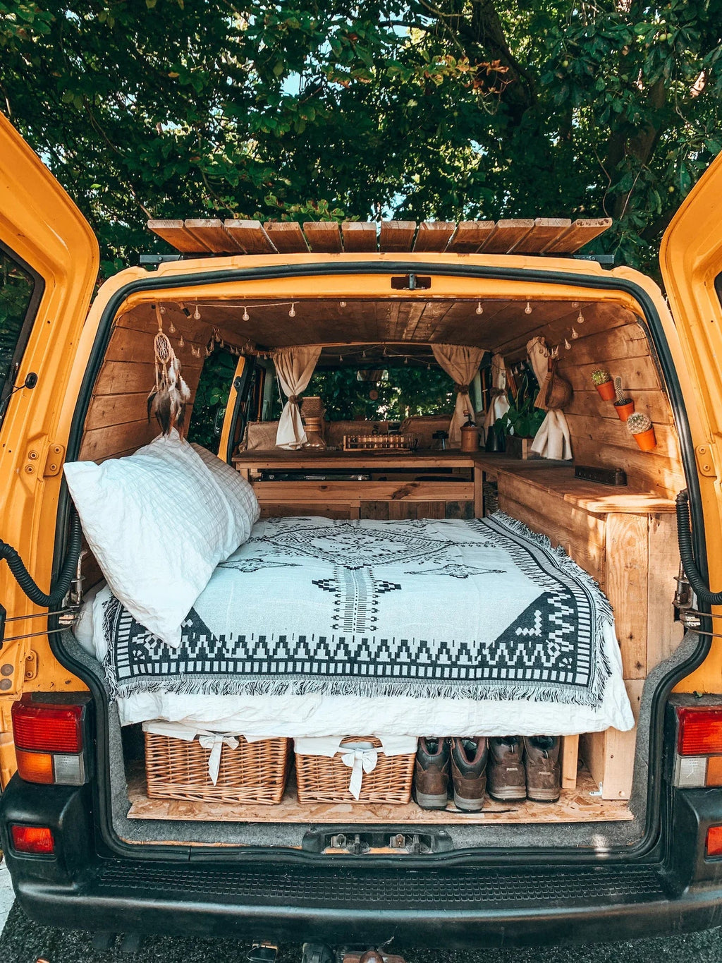 Ethnic style blanket sofa blanket - www.Shopthatapp.com