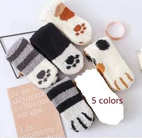 Winter House floor Fleece socks - www.Shopthatapp.com