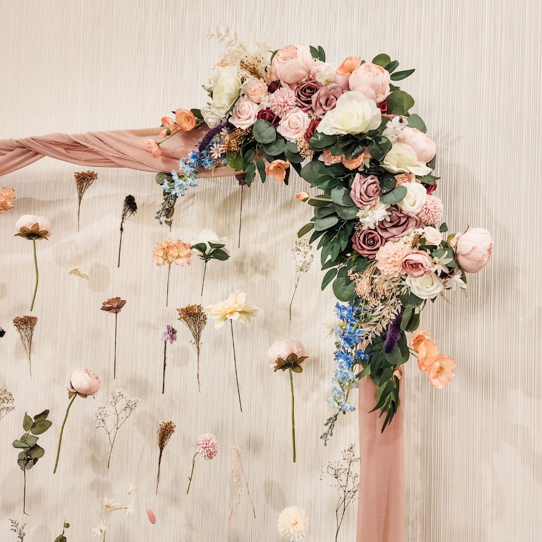 Location de toile de fond florale flottante