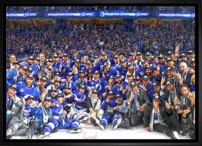 Tampa Bay Lightning Framed 20x29 2021 Stanley Cup Champion Team Photo Canvas - www.Shopthatapp.com
