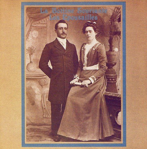 Bottine Souriante/ Les Epousailles - www.Shopthatapp.com