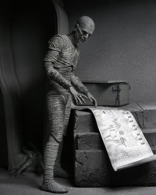 Universal Monsters Ultimate Mummy (Black & White) Figure - www.Shopthatapp.com