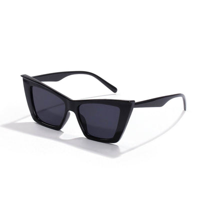 Triangle cat's eye glasses - www.Shopthatapp.com