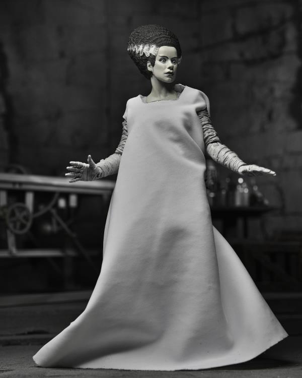 Universal Monsters Ultimate Bride of Frankenstein (Black & White) - www.Shopthatapp.com