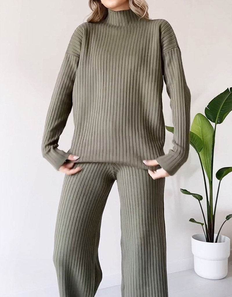 Turtleneck Suit – Stylish Casual Loose-Fit Long Sleeve Outfit - www.Shopthatapp.com