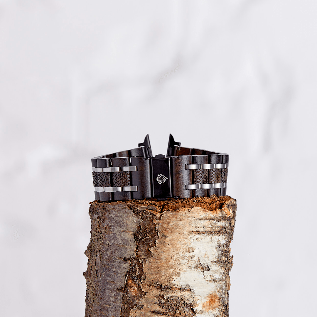 The Ebony: Vegan Apple Watch Strap - www.Shopthatapp.com