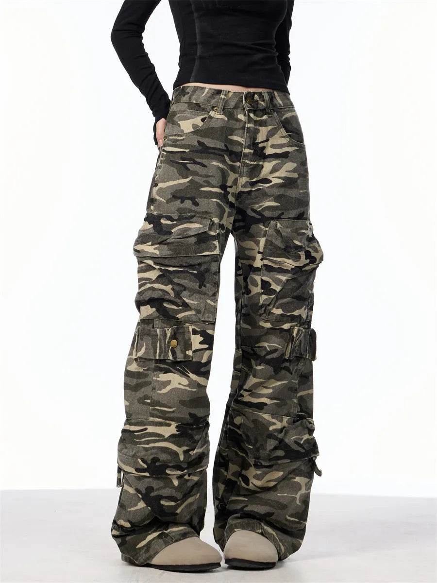 Retro Design Camouflage Cargo Pants Women - www.Shopthatapp.com