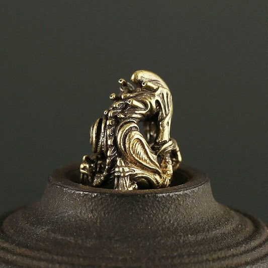 1 Pc Exquisite Antique Brass Chinese God Of Wealth Ornament - Attracts Abundance And Good Fortune With Powerful Fengshui Energy, Hand-Sculpted For Harmonious Balance - Ideal For Home, Office, Or Deskt - www.Shopthatapp.com