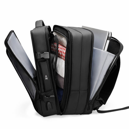 "Voyager" Expandable Backpack 26L / 38L with Built-in Rain Coat - www.Shopthatapp.com