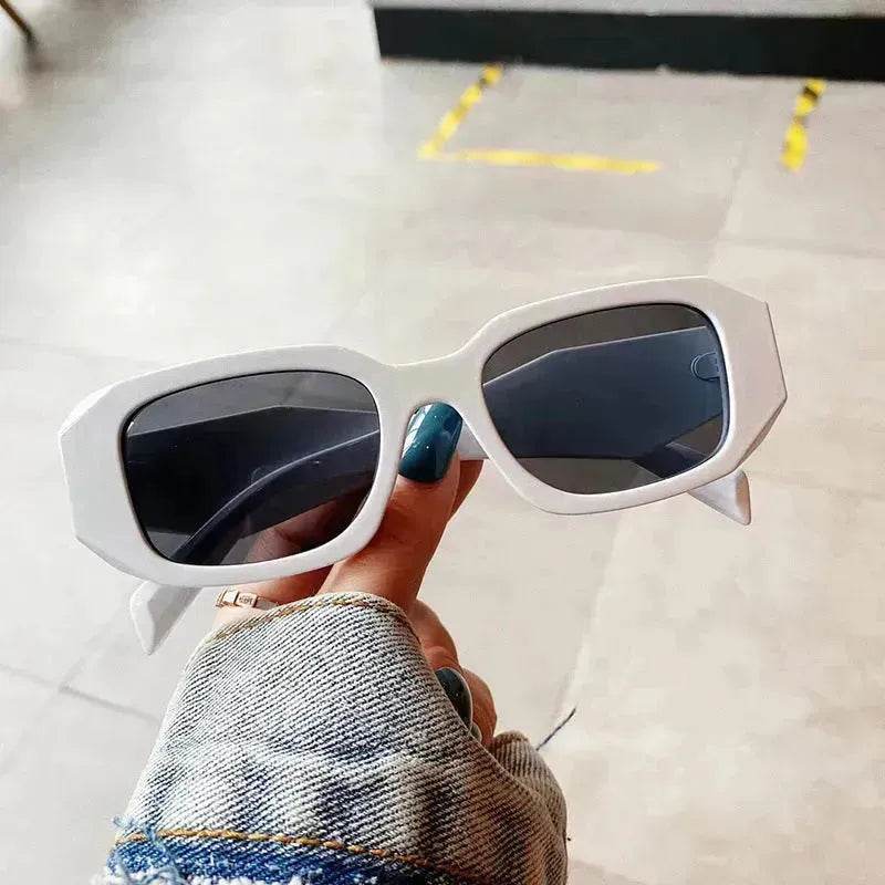 Women's Trendy Sun Fashion Square Sunglasses - www.Shopthatapp.com
