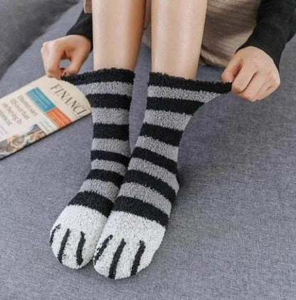 Winter House floor Fleece socks - www.Shopthatapp.com