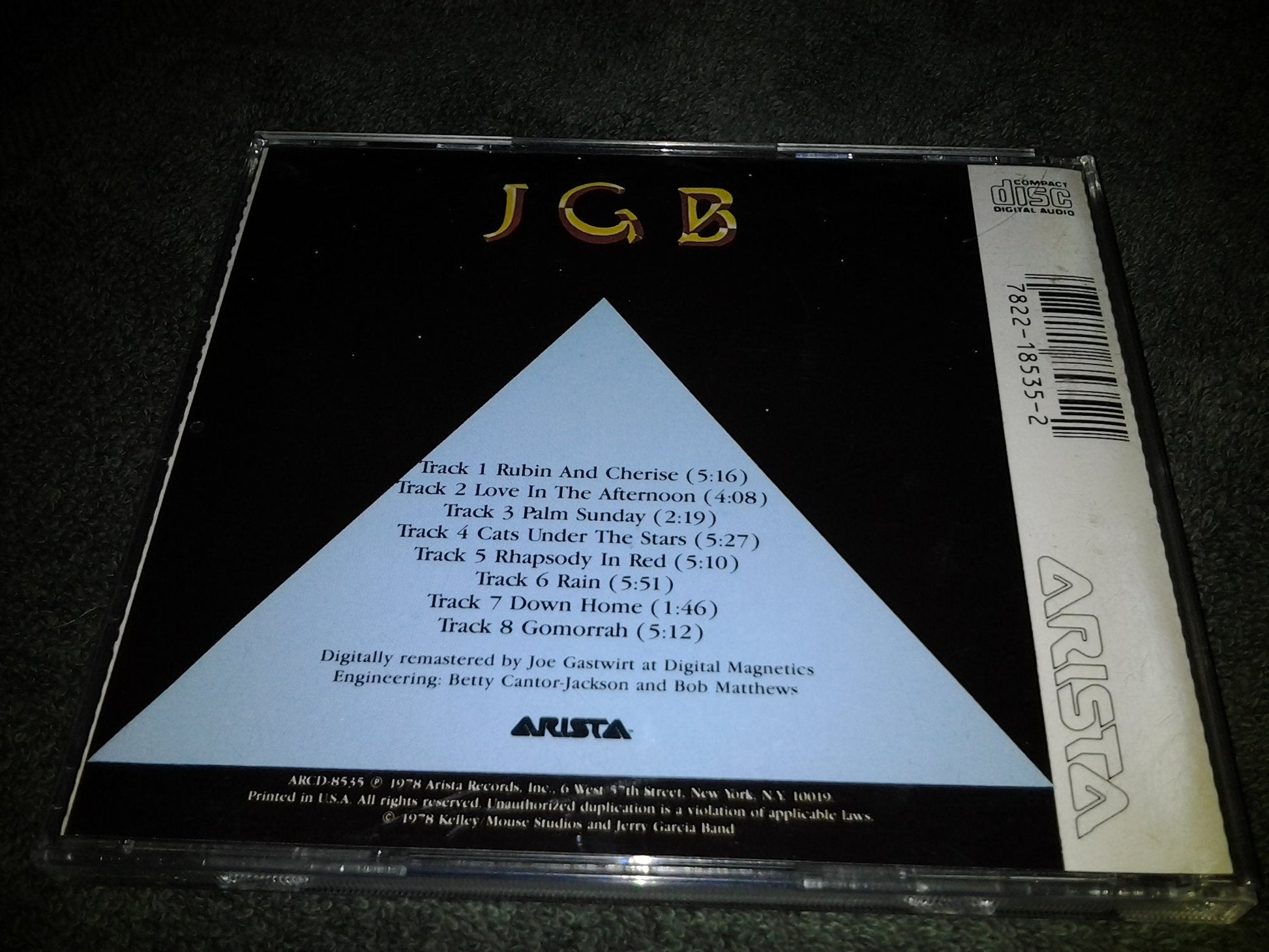 Cats Under The Stars - www.Shopthatapp.com