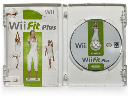 Wii Fit Plus W/ Official Nintendo Wii Balance Board (usagé) - www.Shopthatapp.com