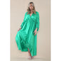 Robe longue en satin à manches froncées