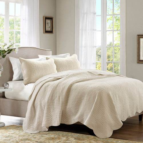 3 Piece Reversible Scalloped Edge Quilt Set Bedding Comforter set - www.Shopthatapp.com