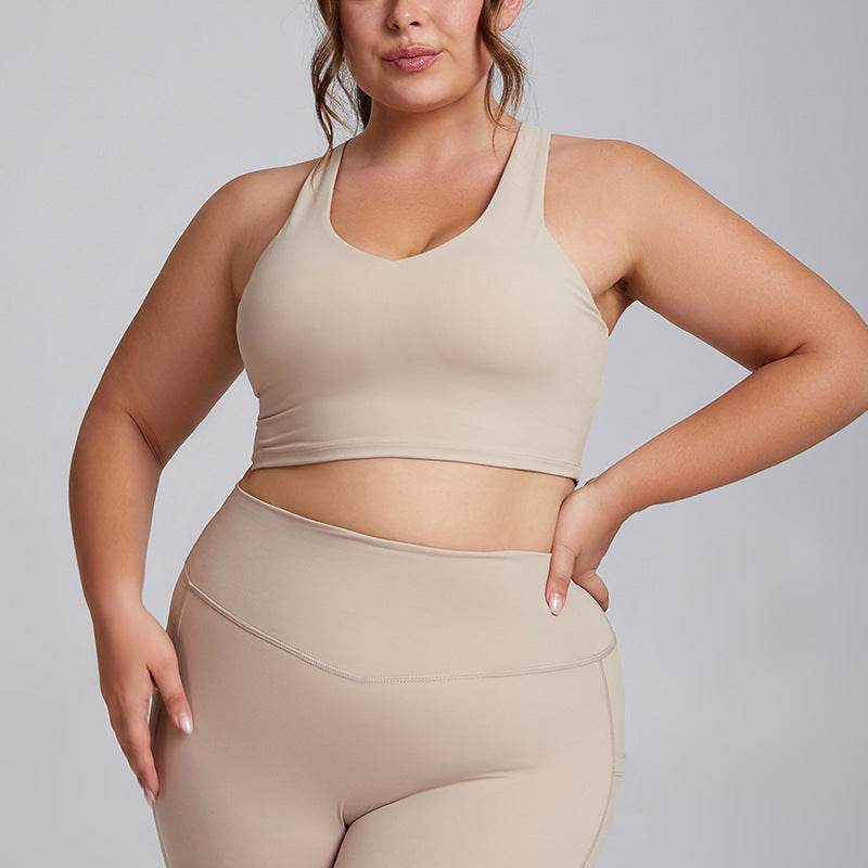 Plus Size Women Sports Workout Gym - Sleeveless Crop and Pant - www.Shopthatapp.com