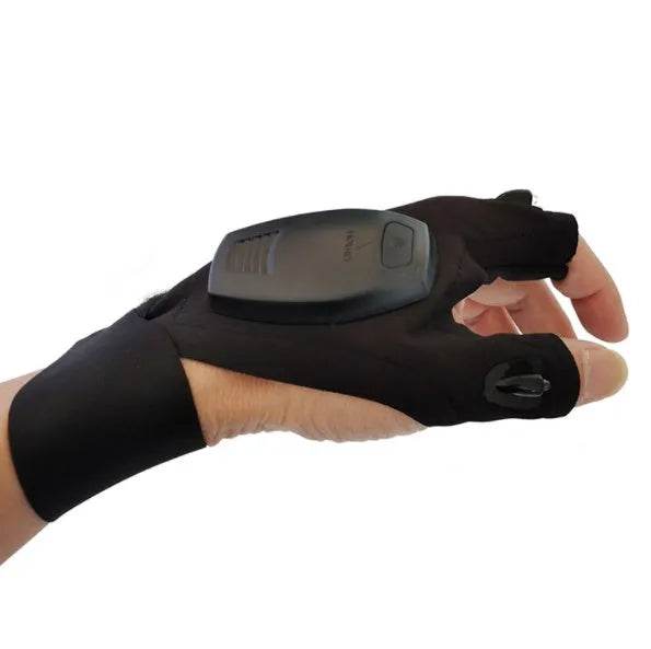 LED Outdoor Flashlight Fishing Half Finger Sports Lighted Gloves - www.Shopthatapp.com