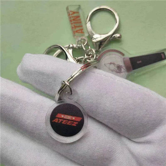 Acrylic keychain - www.Shopthatapp.com