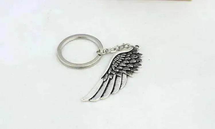 Angel wings keychain - www.Shopthatapp.com