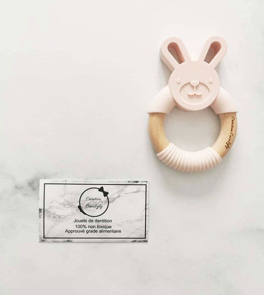 Anneau en silicone lapin et bois pêche - Www.Shopthatapp.com