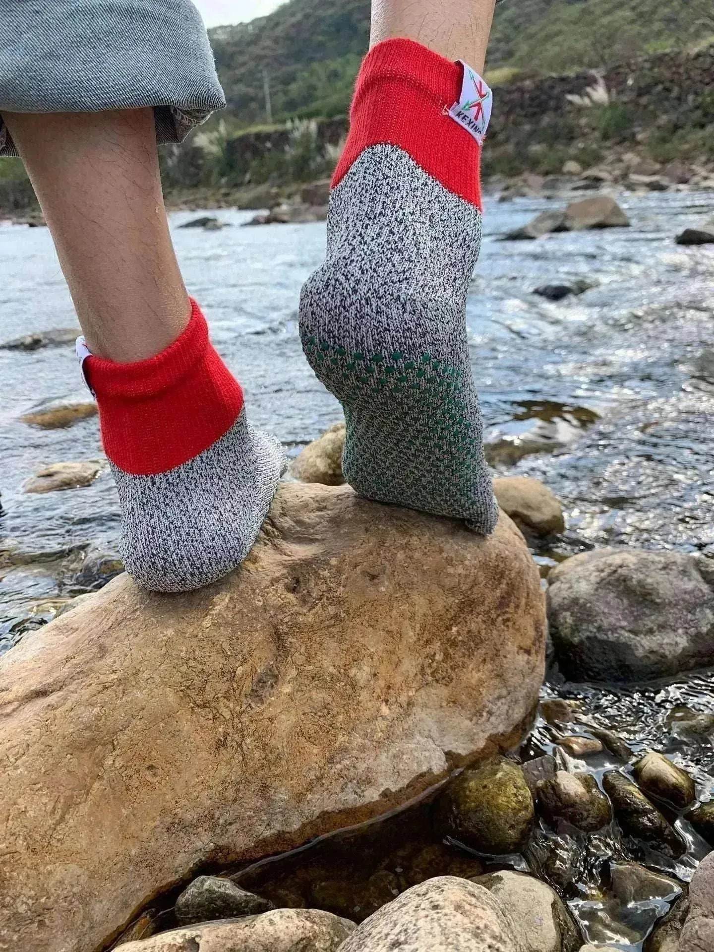 Anti Cut Protective socks - www.Shopthatapp.com