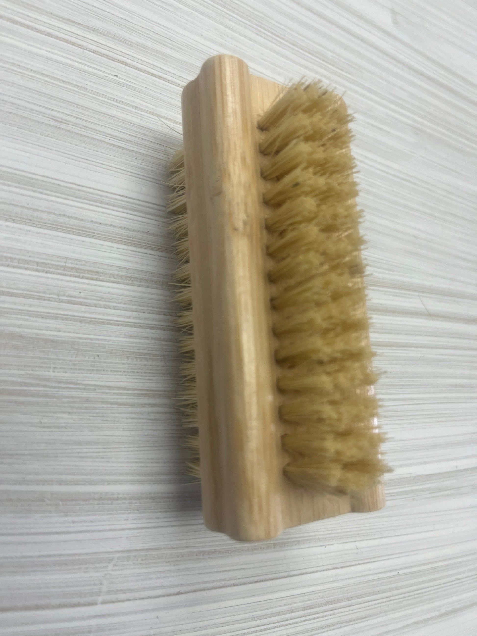 Natural Nail Brush - www.Shopthatapp.com