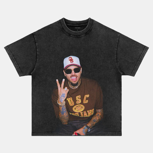Chris Brown: Music Icon Tee V17 - www.Shopthatapp.com