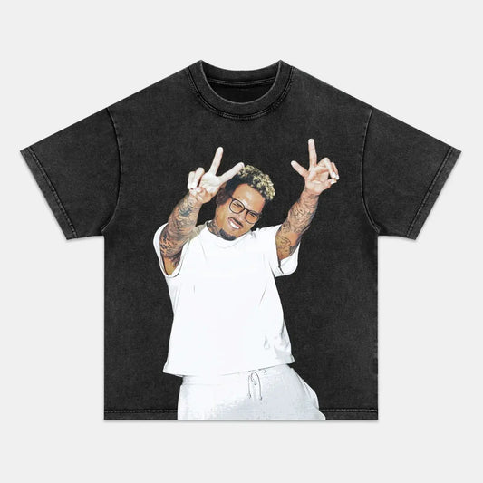 Chris Brown: Music Icon Tee V14 - www.Shopthatapp.com