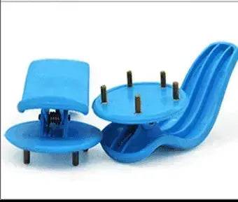 Car trunk umbrella clip - www.Shopthatapp.com