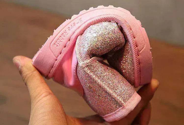 Children's snow boots in sequins - www.Shopthatapp.com