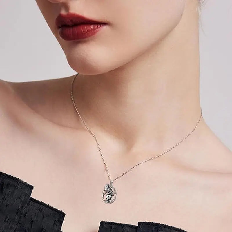 Creative Retro Halloween Skull Pendant Necklace - www.Shopthatapp.com