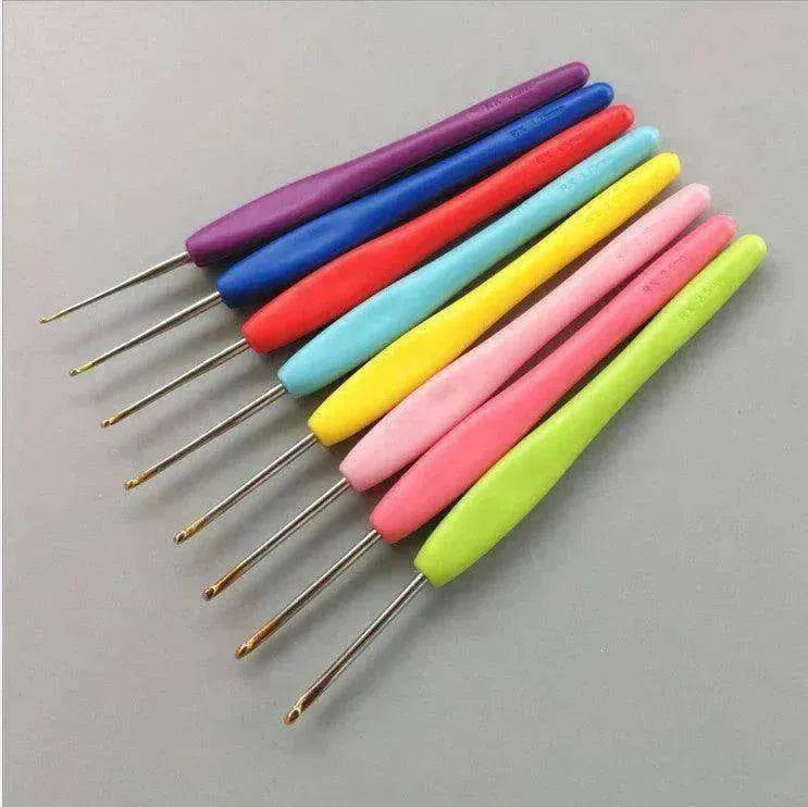 Crochet Tools Soft Plastic Handle Alumina Crochet - www.Shopthatapp.com
