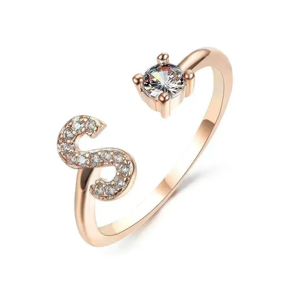 Customizable 26-Letter Ring: Fashionable & Elegant Jewelry