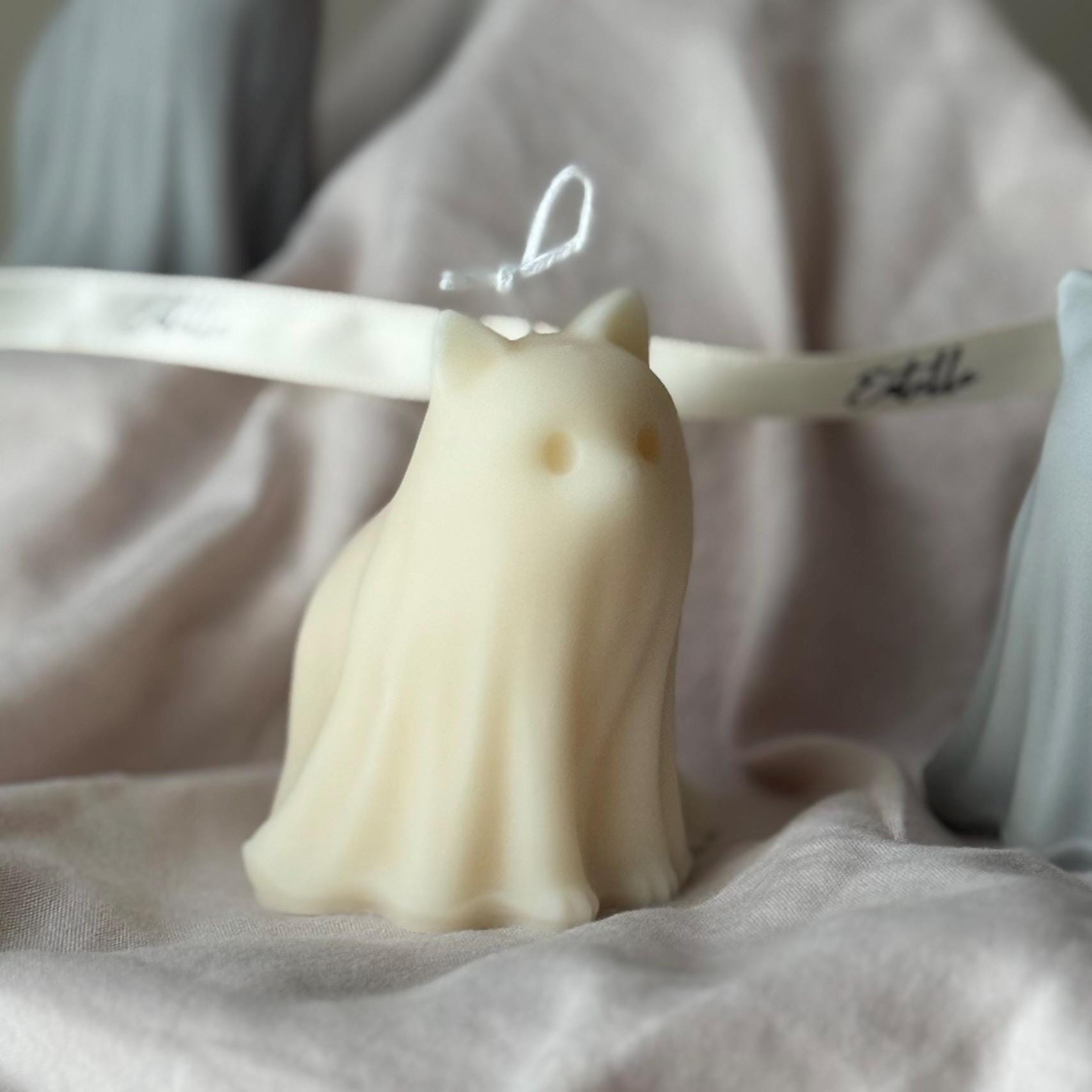 Cute Halloween Cat Ghost Candle - www.Shopthatapp.com #