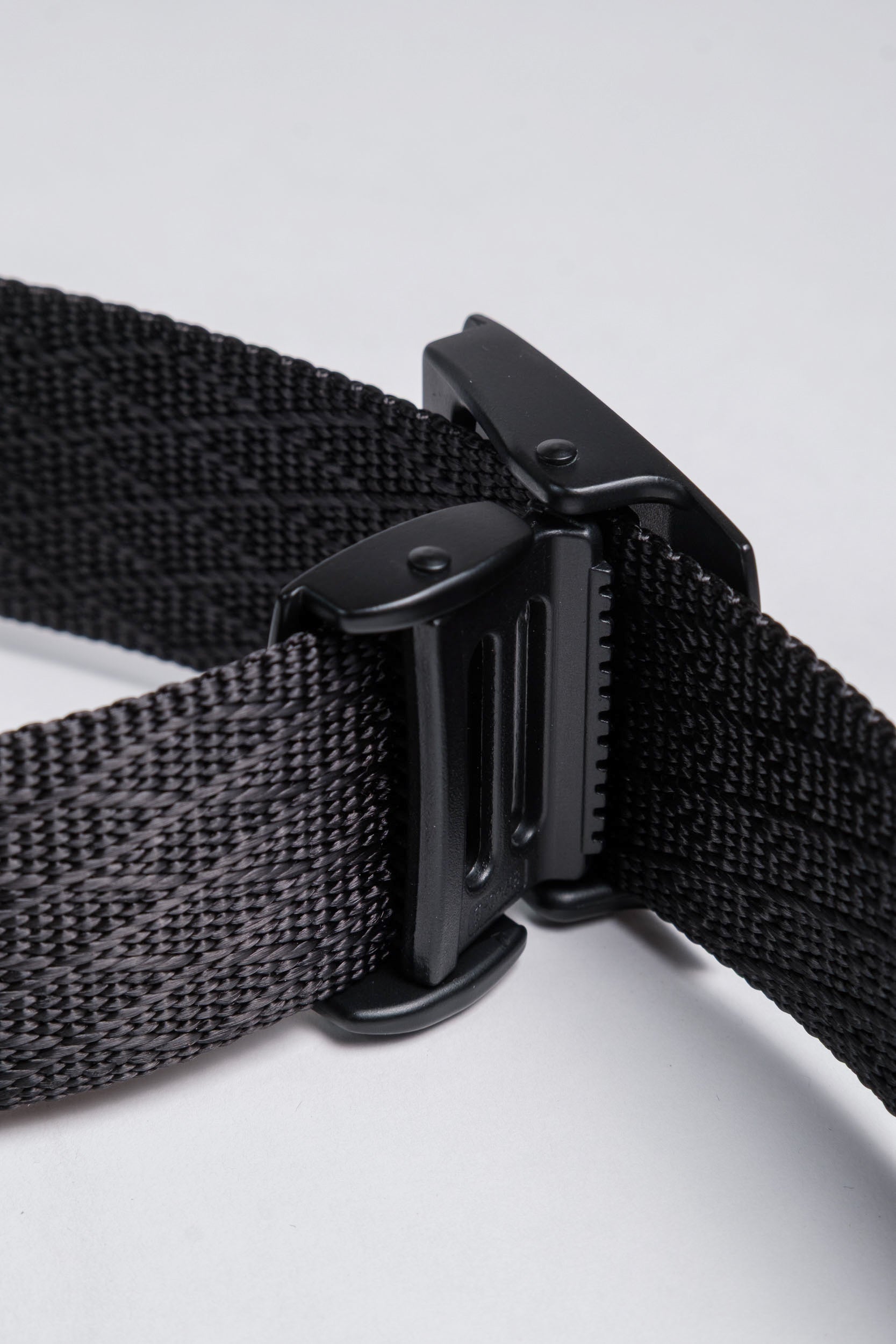 "Quick-Flip" Tactical Belt - www.Shopthatapp.com