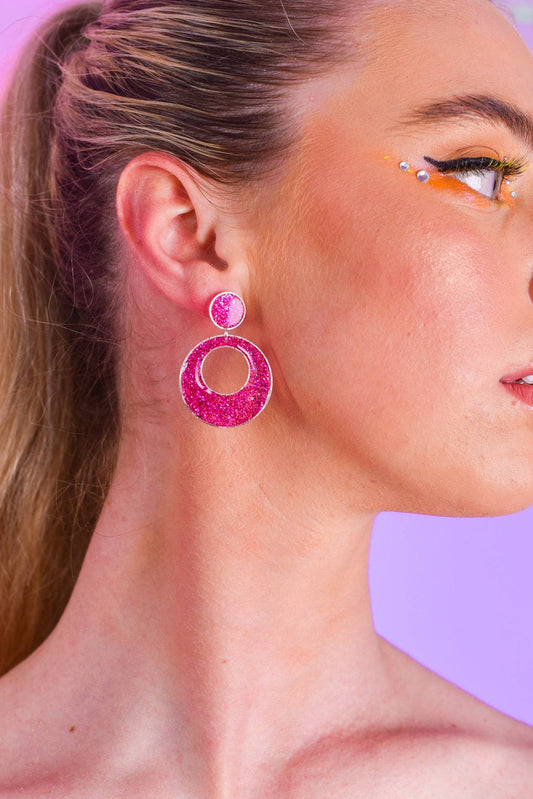 Boucles d'oreilles en résine à double cercle brillantes et scintillantes avec clou en argent sterling