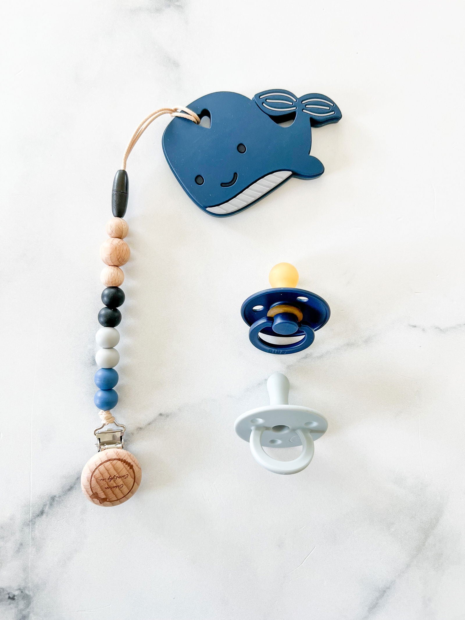 Duo attache suce et jouet de dentition baleine-Baby and toddler-www.Shopthatapp.com-Creation Coco Lyly