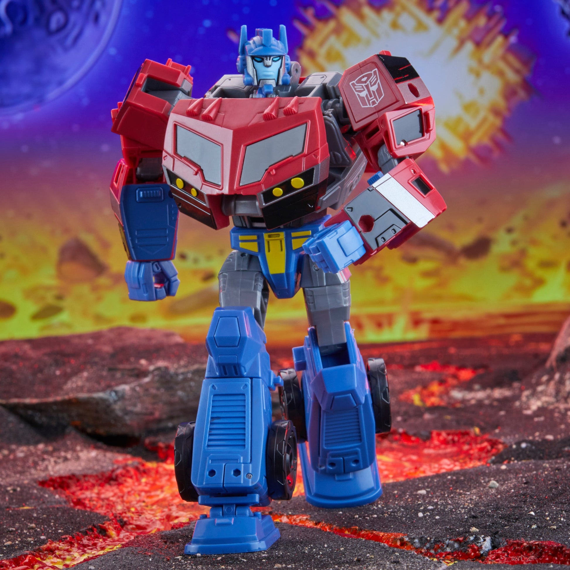 Transformers Legacy United - Voyager Class - Animated Universe Optimus Prime - www.Shopthatapp.com