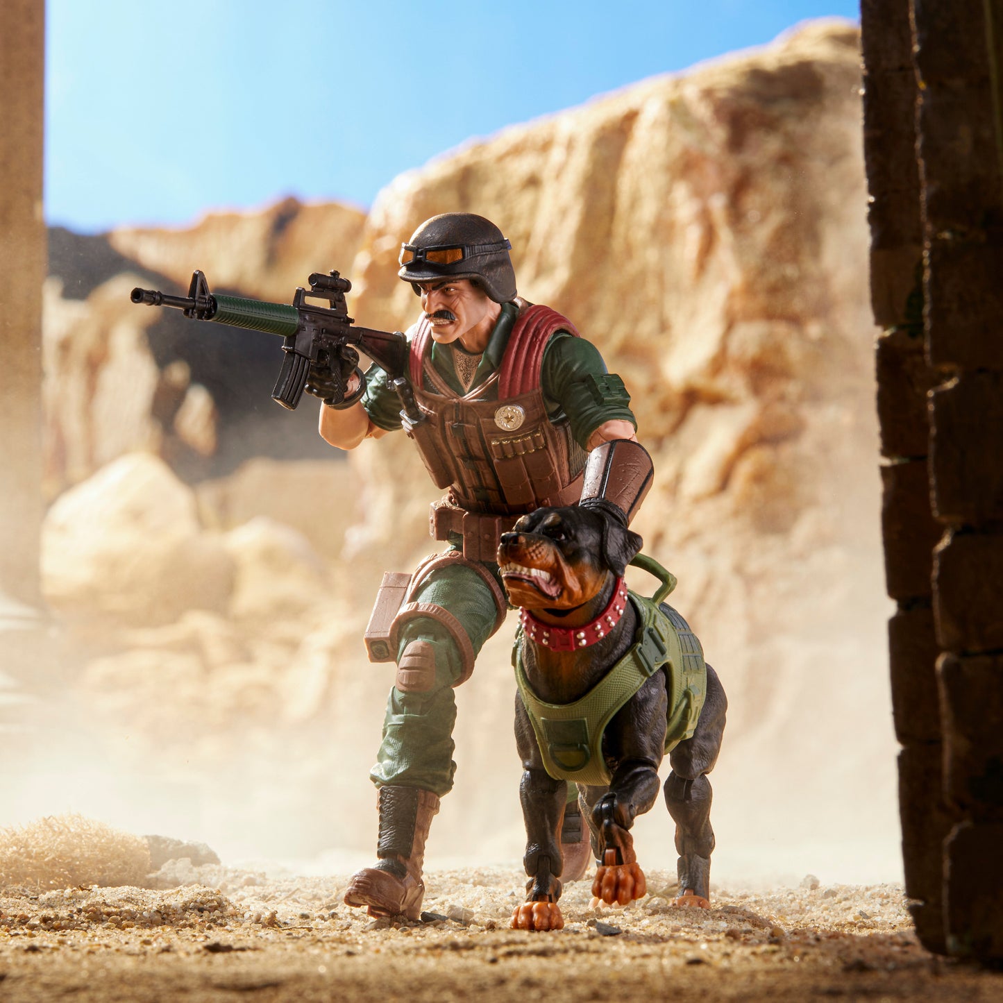 G.I. Joe Classified Series #113, Mutt & Junkyard - www.Shopthatapp.com