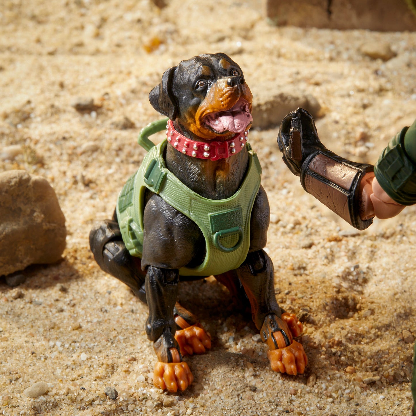 G.I. Joe Classified Series #113, Mutt & Junkyard - www.Shopthatapp.com